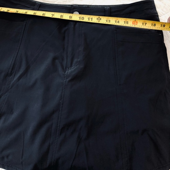 🌿L.L Bean Runabout Skort-Bundle of 2 - only blue & black-green not included - Picture 6 of 11